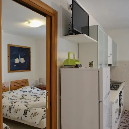 Appartamento Rose De Mar - Grazioso Con Posto Auto