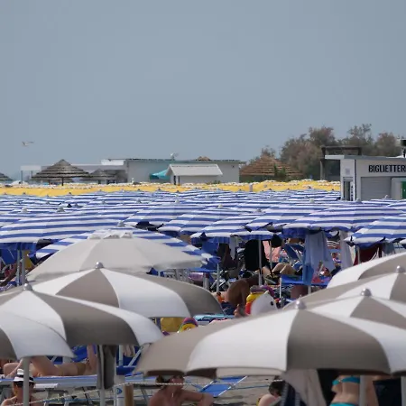 Rose De Mar - Grazioso Con Posto Auto Daire *