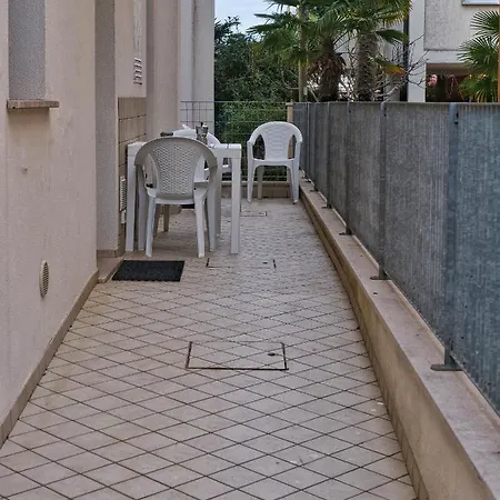 Rose De Mar - Grazioso Con Posto Auto 아파트 그라도